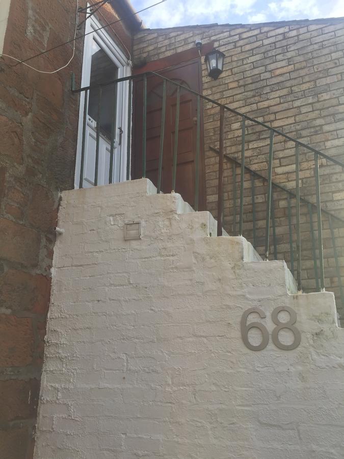 Garden Gate Upper Apartment Прествік Екстер'єр фото